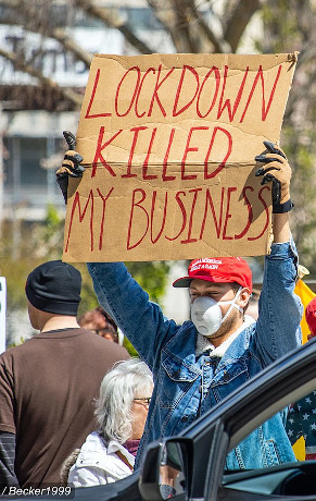 
Anti-lockdown protests at the Ohio Statehouse April 18 and 20 - from Wikipedia, Becker1999